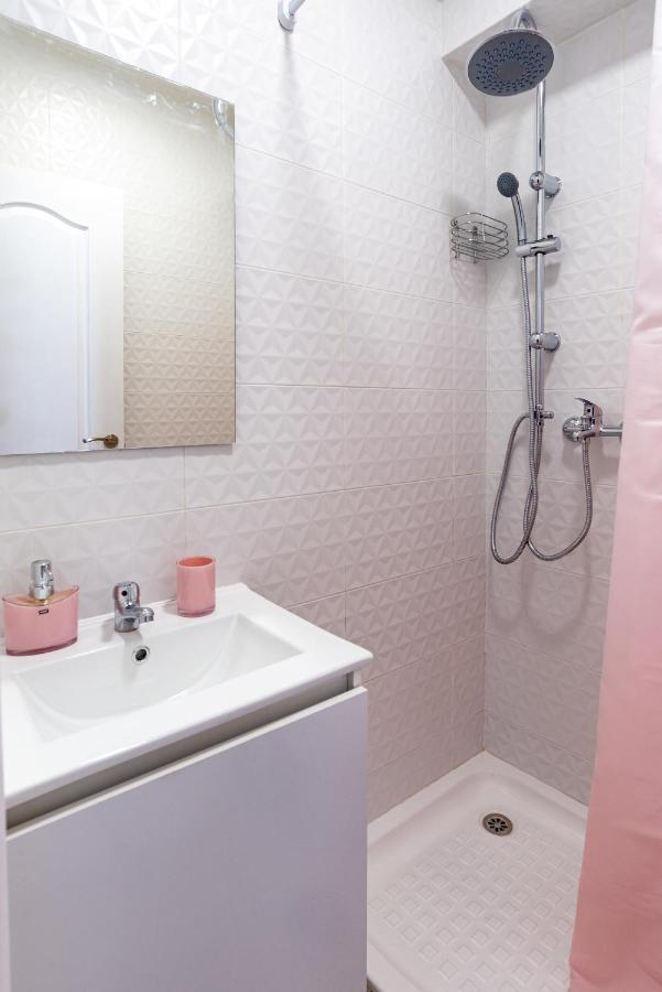 Rooms Breeze & Sun Malaga Bagian luar foto